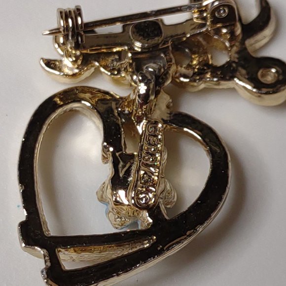 Vintage Gerry's Gold Tone Love Brooch With Blue Flower - Picture 13 of 14